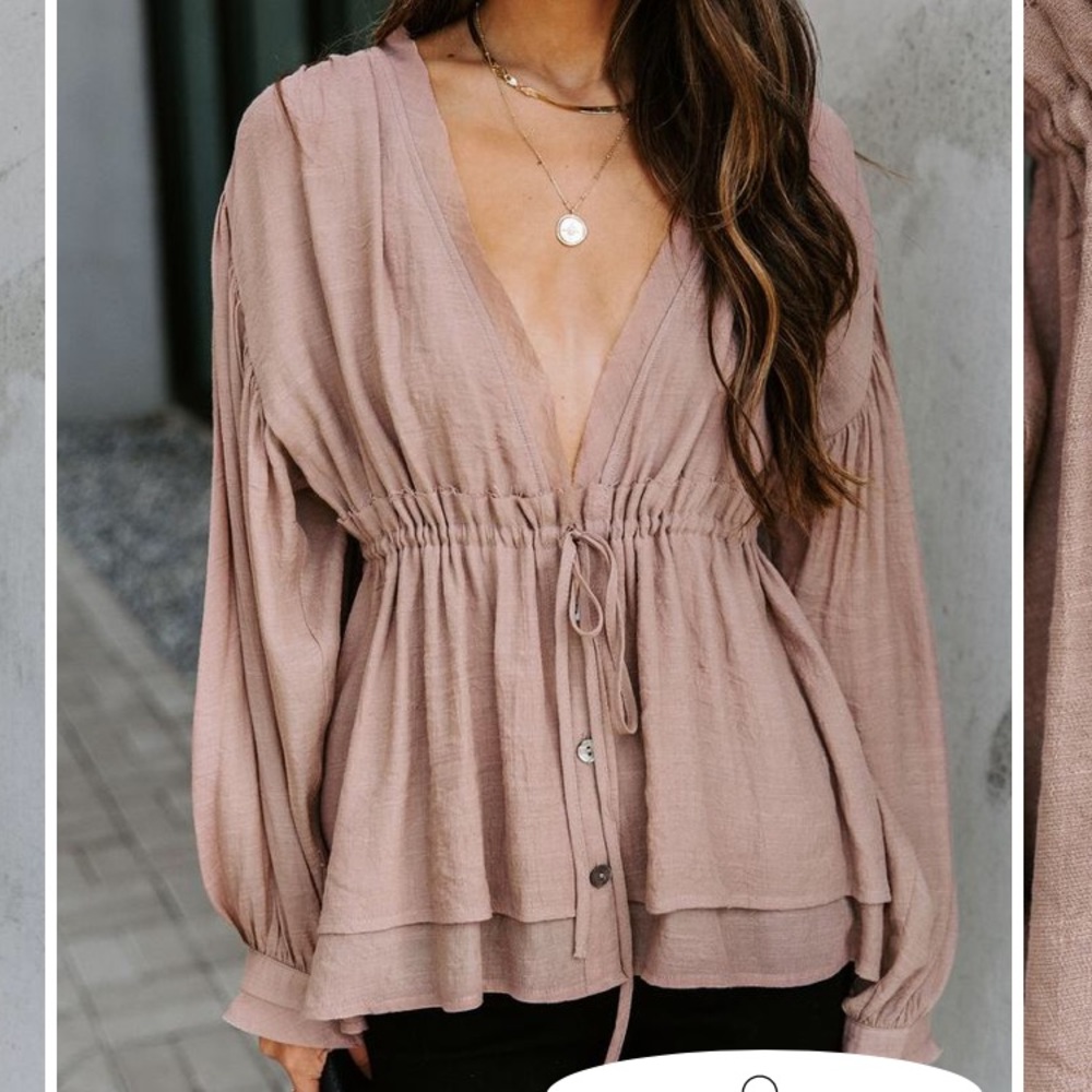 Free flowing draw string top
